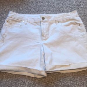 Jennifer Lopez White Mid Rise Boyfriend Shorts